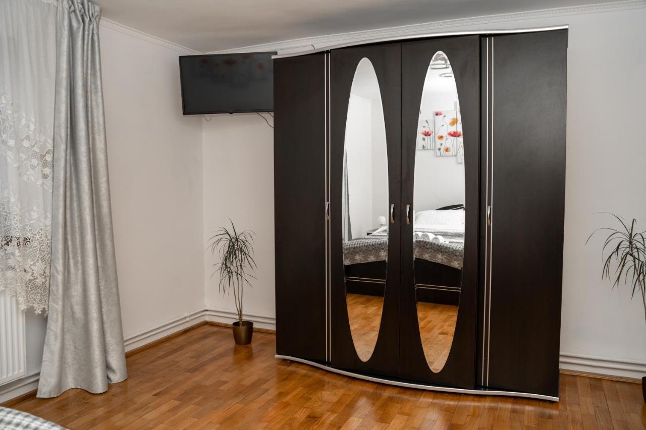 Apartament Panoramic La Casa In Comuna Rasinari Luaran gambar