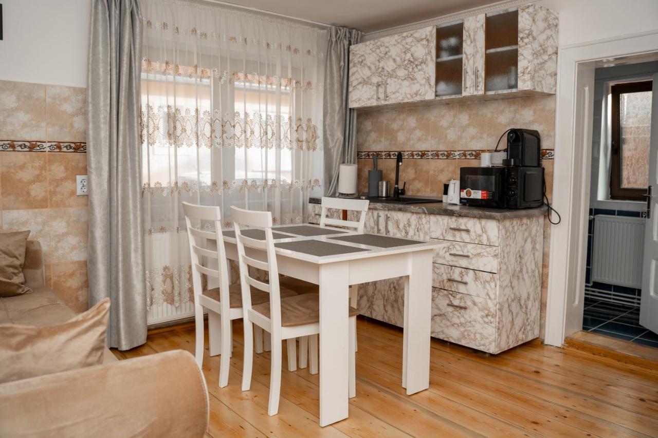 Apartament Panoramic La Casa In Comuna Rasinari Luaran gambar
